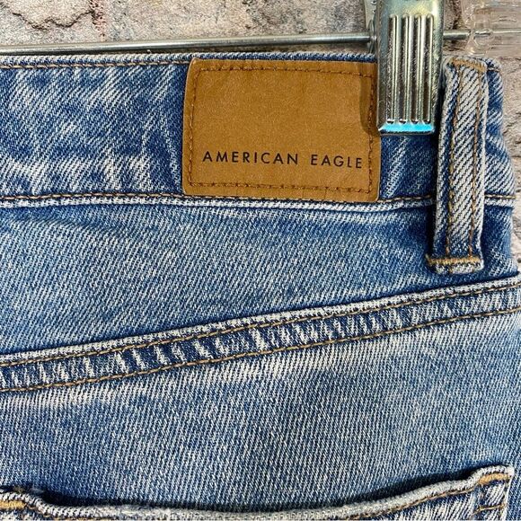 American Eagle Stretch Ripped Mom Jeans Size 00 Short Mid Rise Tappered Leg - Picture 3 of 6